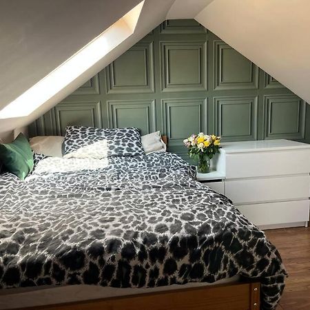 Вілла Bright, Comfy And Peaceful House Інверкитінг Екстер'єр фото